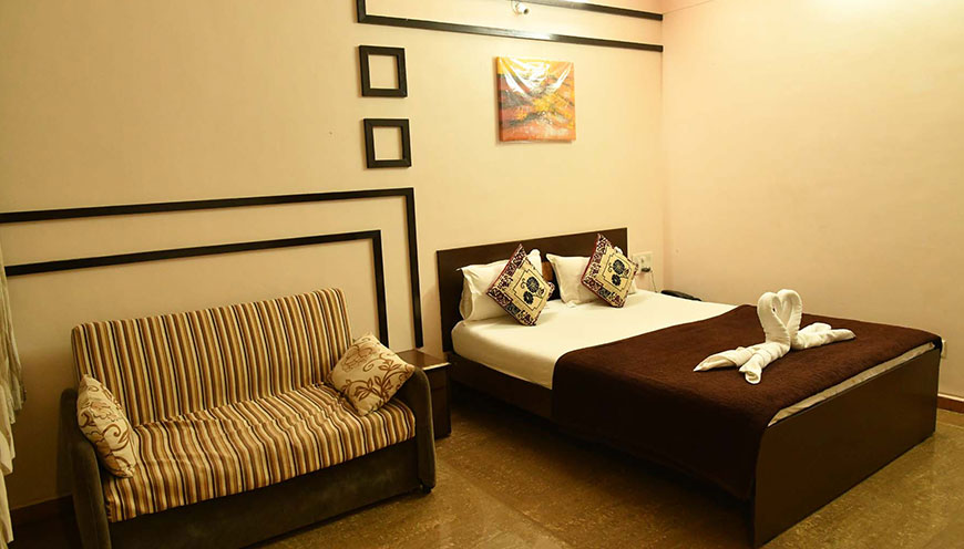 Best Mountain View Room in Panchgani