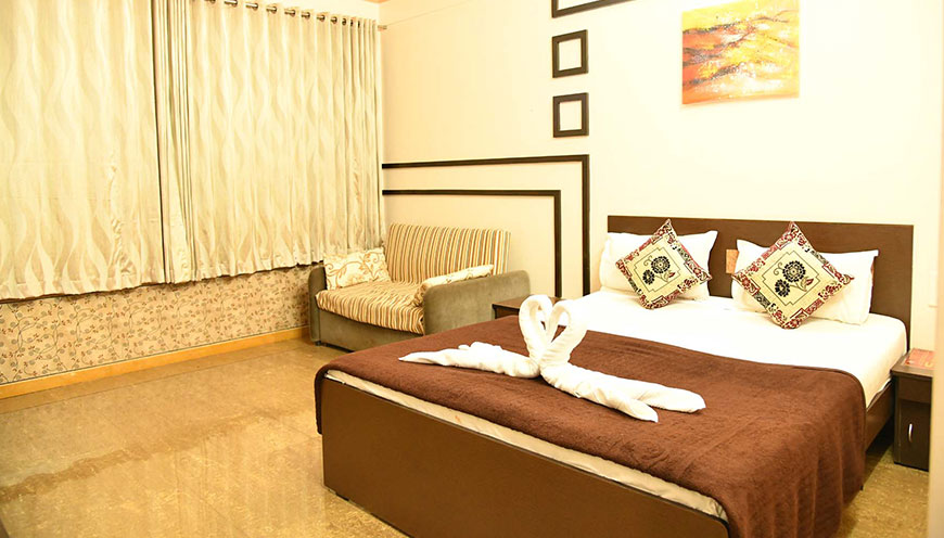 Best Mountain View Room in Panchgani