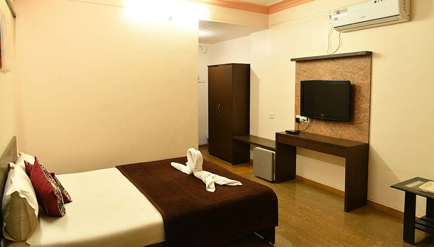 Best Mountain View Room in Panchgani